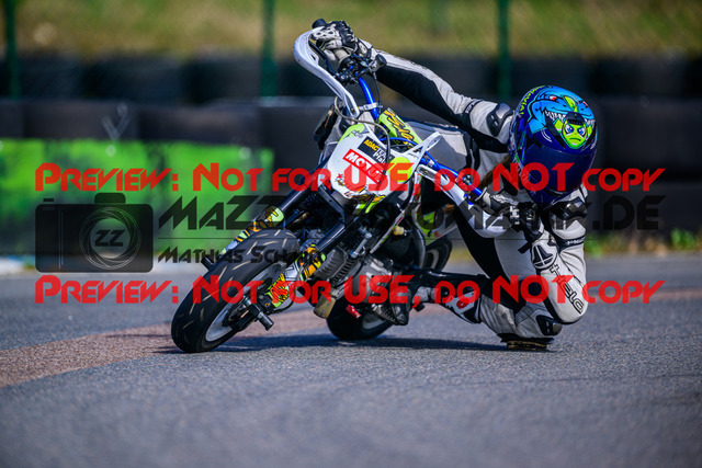 MaZZes_Fotomatrix_20250405_6007705_9484 | Fotograf Mathias Schmid
Sportfotograf,
Eventfotograf,
Hochzeitsfotograf,
Portraitfotograf