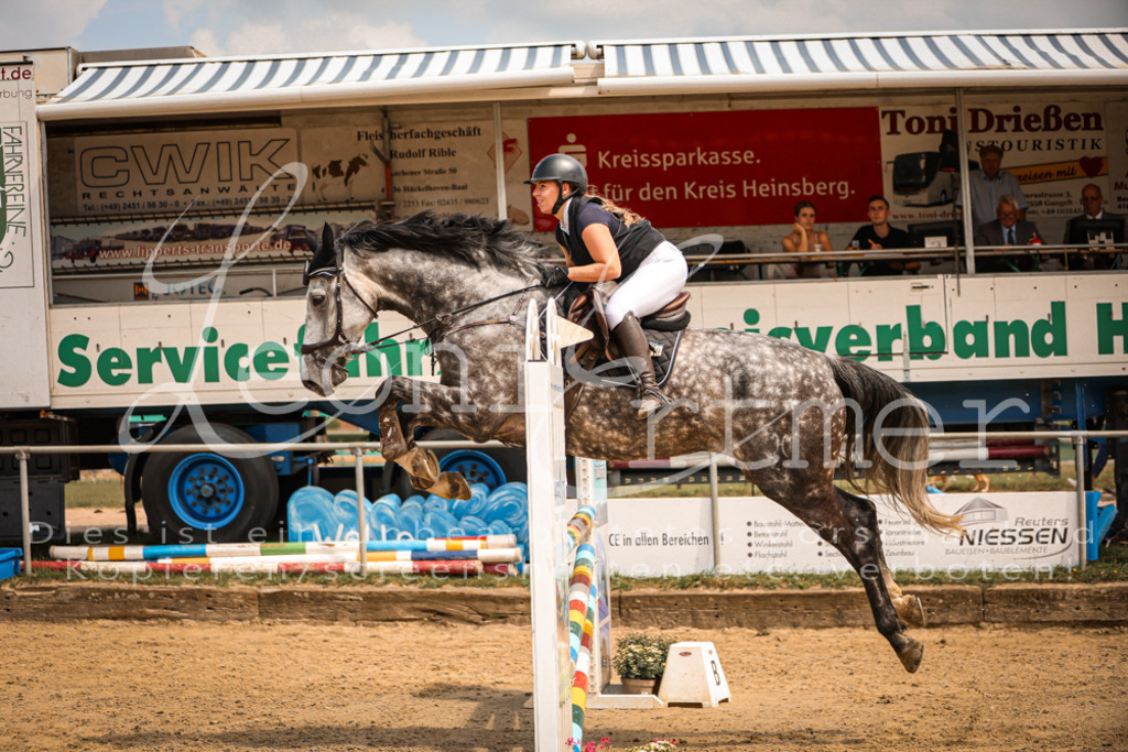 23.SaSpL00032 | Leoni Ertmer Photography - Realisiert mit Pictrs.com