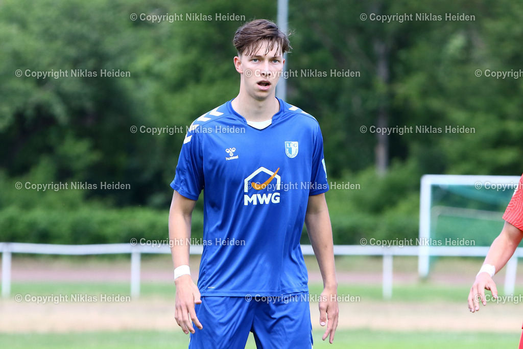 NH_1FCMagdeburgU19_EimsbüttelerTVU19_RegionalligaRelegation_16062024 | #5 Conor Güllmeister (1. FC Magdeburg U19)Fußball I Junioren I A-Junioren Relegation DFB-Nachwuchsliga I Saison 2023-2024 I Rückspiel I 1. FC Magdeburg U19 - Eimsbütteler TV U19 I 16.06.2024 I Stadion Seilerwiesen