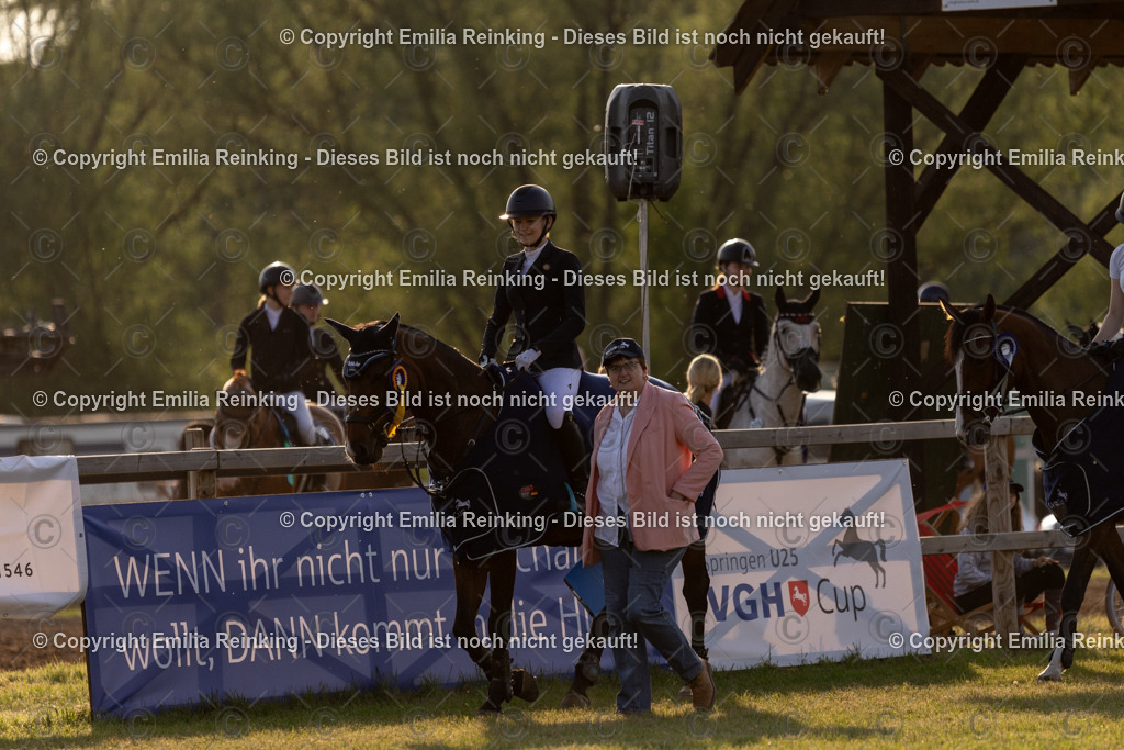 CL5A7517 | Emilia Reinking Fotografie - Realisiert mit Pictrs.com