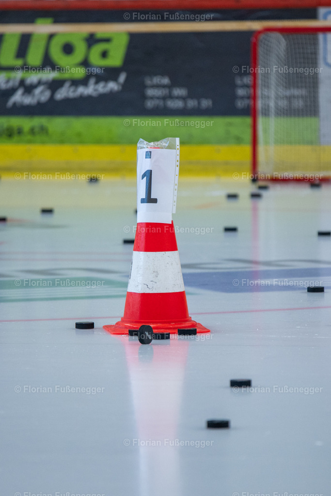 2025-03-01-Bärencup Wil-162 | "Fussifoto.com – Ihr Ansprechpartner für hochwertige Fotografie! Entdecken Sie kreative Bilder und professionelle Dienstleistungen. Kontaktieren Sie uns für Ihre Projekte!"