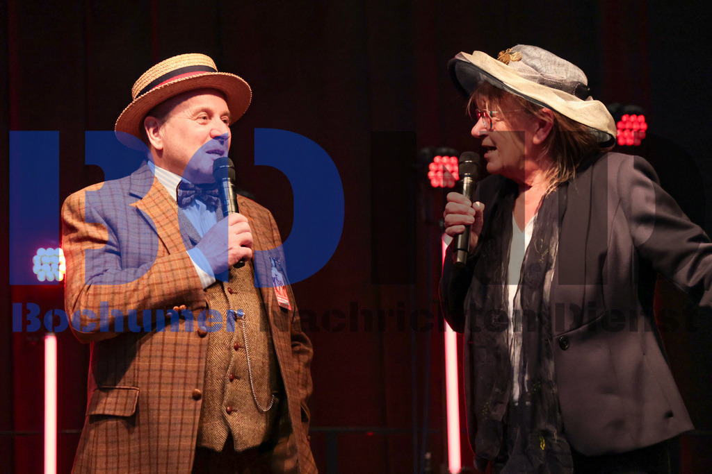 Historischer Jahrmarkt in der Jahrhunderthalle - Steampunk {date} -  | {headline}



(Foto: Sebastian Sendlak / BOND)

 - Realisiert mit Pictrs.com