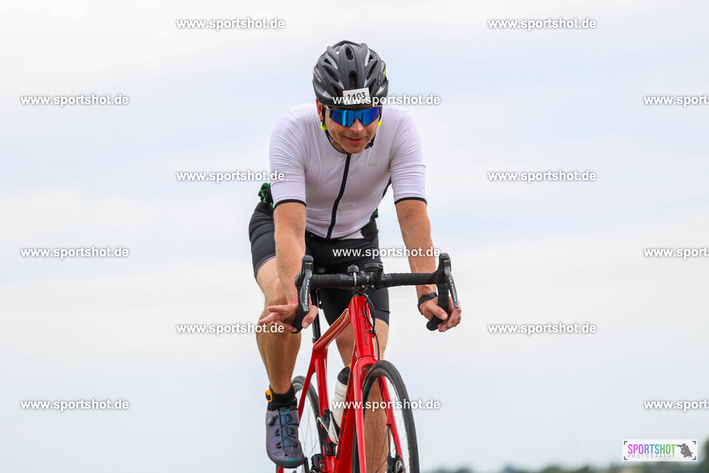 BR8A5303 | Stadttriathlon Erding 2025. #yourpictrs #sportshot_your_pictrs @Sportshotphotography #stadttriathlonerding Copyright: www.sportshot.de