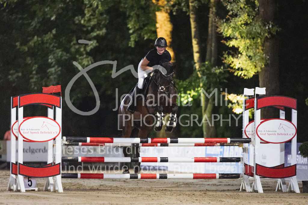 220825_Delbrueck_A1-Mannschaft-440 | Deine schönsten Turniermomente als professionelle Fotos! Entdecke hochwertige Pferdesport-Fotografie im Online-Shop. Jetzt Fotos finden & bestellen!