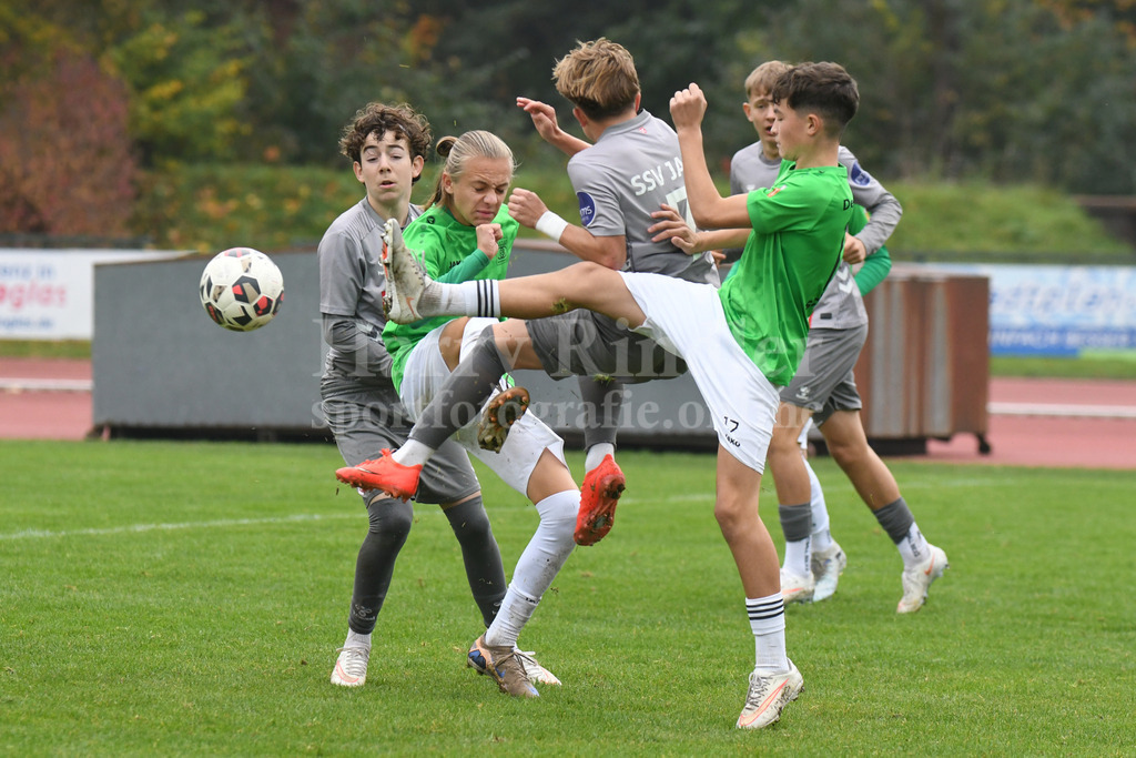 SpVgg GW U15 : Jahn Regensburg | Ha-Ri; Sportfotografie Ha-Ri; Sporfotografie Harry Rindler; Sport Deggendorf; Sportbilder Deggendorf; Sportfotos Deggendorf; Sportfotos Niederbayern; Sportbilder Niederbayern; Amateursport Niederbayern; Bayern;  - Realisiert mit Pictrs.com