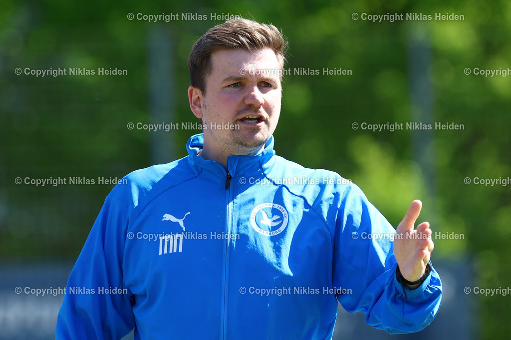 NH_USCPaloma_ETTSVHamburg_OberligaHamburg_26042026 | Marius Nitsch (Trainer, USC Paloma)Fußball I Herren I Gamesright Oberliga Hamburg I Saison 2025-2026  I 32. Spieltag I USC Paloma - ETSV Hamburg I 26.04.2026 I Jonny-Rehbein-Sportplatz