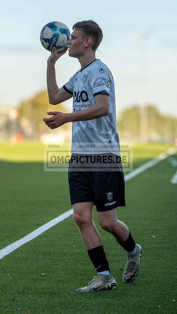 _OMG0100 | www.omgpictures.de, Sportfotograf, Verein, Fotograf, Baden Württemberg, Stuttgart, Heilbronn, omgpictures, Spieltag,  - Realisiert mit Pictrs.com