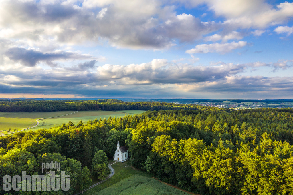 PS-Oberschwaben-2026-33 | Entdecke die größte Bildgalerie der Region mit Fotografien aus dem Allgäu, der Bodenseeregion, Oberschwaben, dem Donautal und der Schwäbischen Alb. Landschaften, Luftaufnahmen und Reisefotografie als Wandbild und Fotokunst. - Realisiert mit Pictrs.com