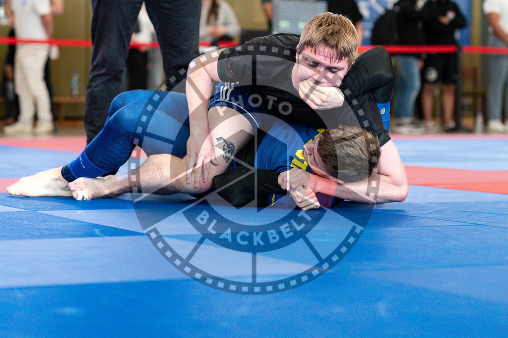20250510PBB4500 | Athletes compete during the JJLG Berlin Open Jiu-Jitsu Championship on May 10, 2025 in Berlin, Germany. © Chiara Dazi / photoblackbelt