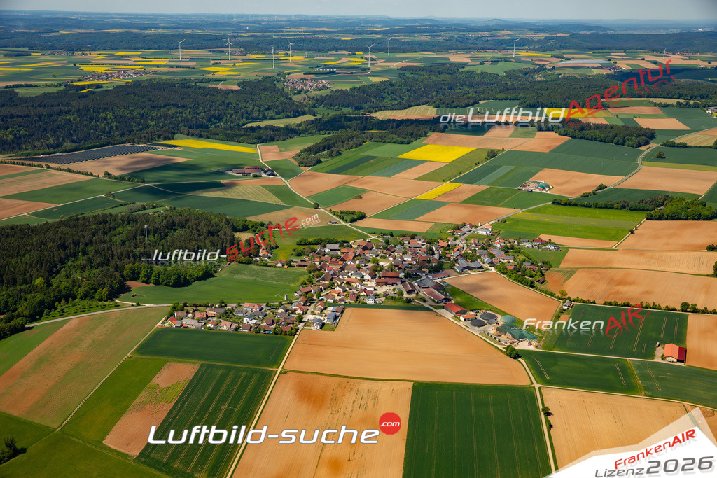 Klassische Luftaufnahme ohne Drohne zeigt:Gimpertshausen bei Breitenbrunn - Die Luftbildaufnahme wurde 2025 vom UL-Flugzeug heraus erstellt ( keine Drohne ) - Hochauflösende Luftaufnahme -Nicht vergleichbar mit Google Maps oder Satelittenbilder- Die Geschenkidee !Mit Lizenz und Bildrechte bestellbar