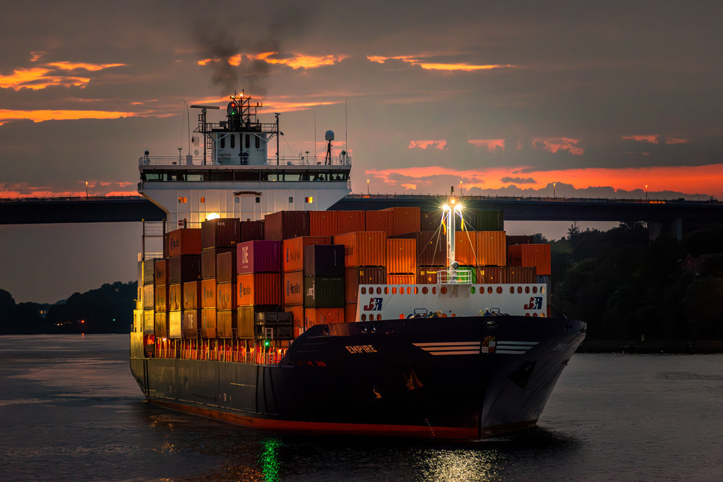 CCM_3929-Verbessert-RR | Entdecken Sie hochwertigen Fotodruck auf Leinwand, Acrylglas, Alu-Dibond und weiteren Materialien bei Fotodruck Online. Gestalten Sie individuelle Wandbilder in bester Qualität – ideal für besondere Erinnerungen und stilvolle Dekorationen. 