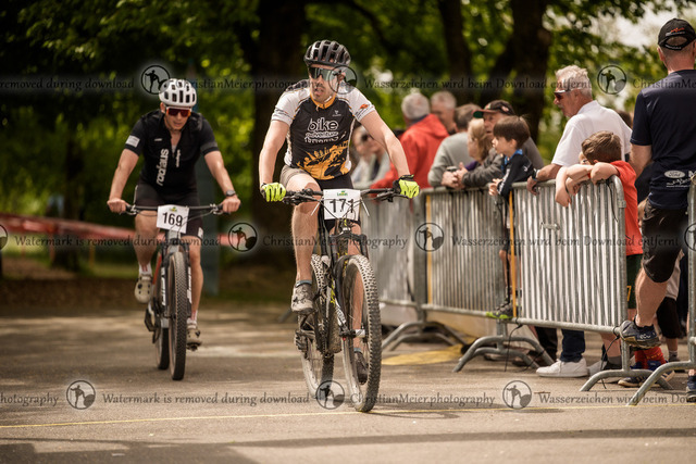 Eierlesen 2026 | Sie wurden bei einem Event oder Sportanlass fotografiert? Hier finden sie ihre Bilder! - Realisiert mit Pictrs.com