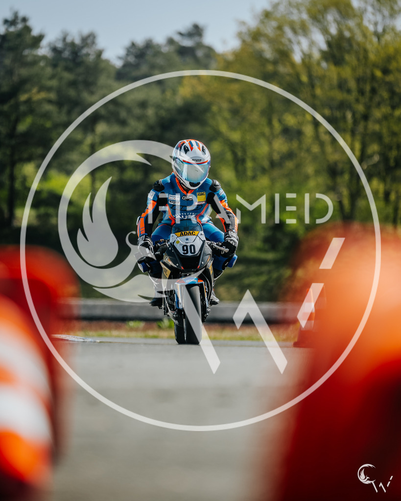 90-17 | cw-framed