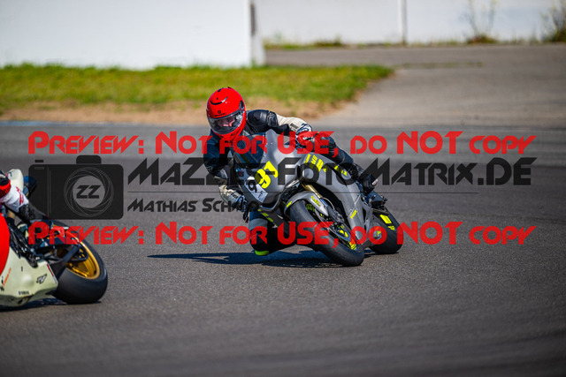 MaZZes_FotoMatrix_240520_6021986_6304 | ROT