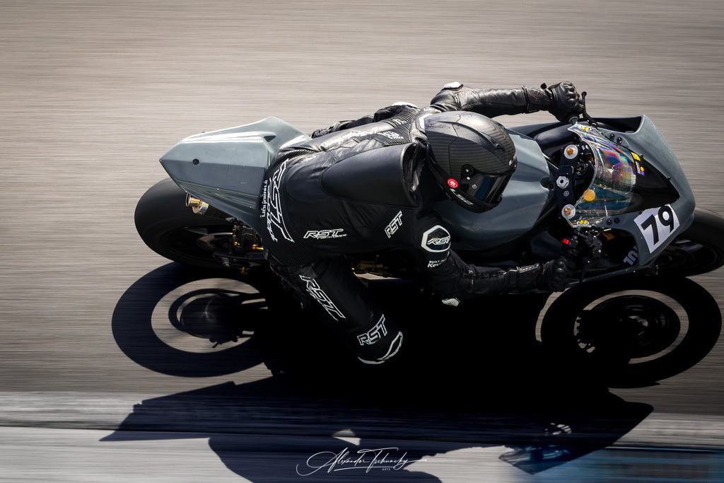 Ducati Trackday Hockenheimring 2026 | Entdecken Sie die faszinierende Welt von Alexander Tschuncky Arts: Kreative Fotografie, atemberaubende Automobilkunst und hochwertiger Bilderdruck. Lassen Sie sich inspirieren! - Realisiert mit Pictrs.com