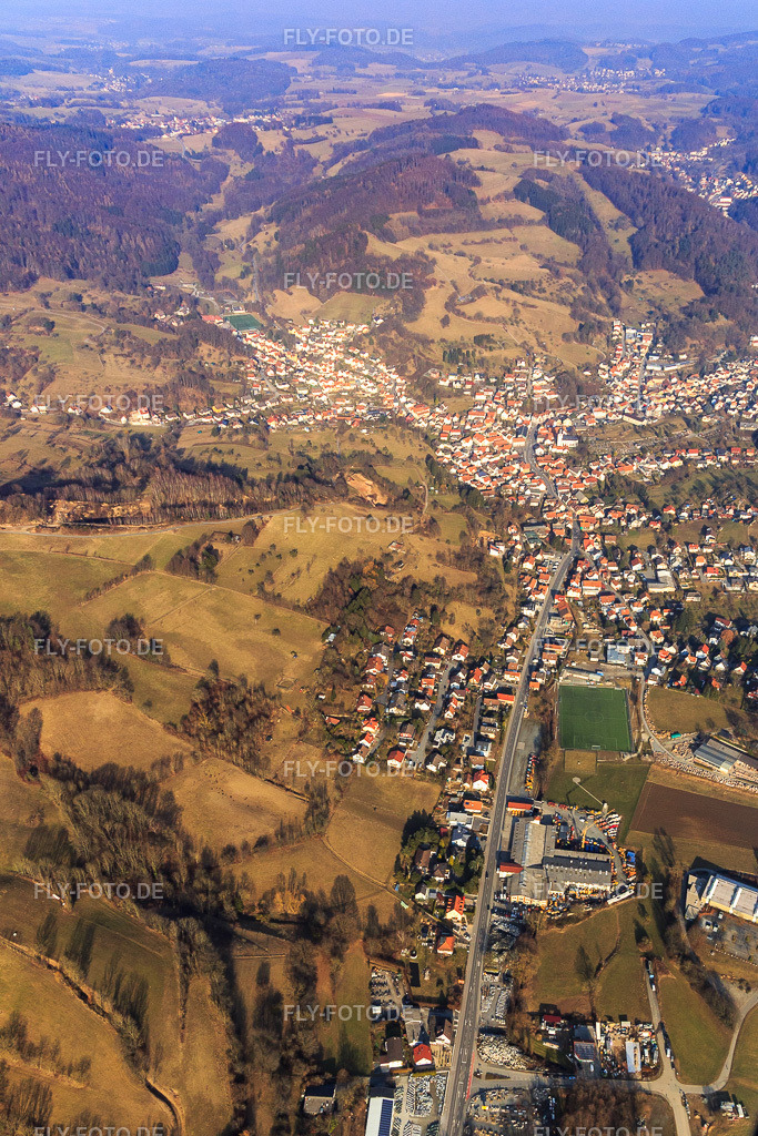 Ortsansicht im Odenwald aus Südwesten | Luftbild: Ortsansicht im Odenwald aus Südwesten im Ortsteil Reichenbach in Lautertal im Bundesland Hessen in Deutschland. Foto: IMG_096729.jpg vom 15.02.2017 durch Werner Riehm/FLY-FOTO.de - Realisiert mit Pictrs.com