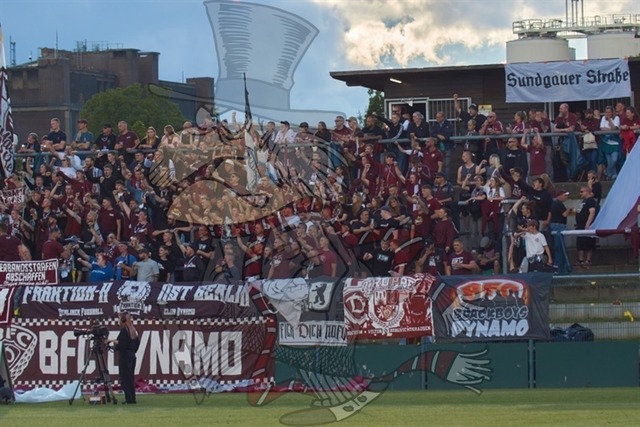 BFC Dynamo vs. FC Rot-Weiß Erfurt 076 | mythos-online-redaktion