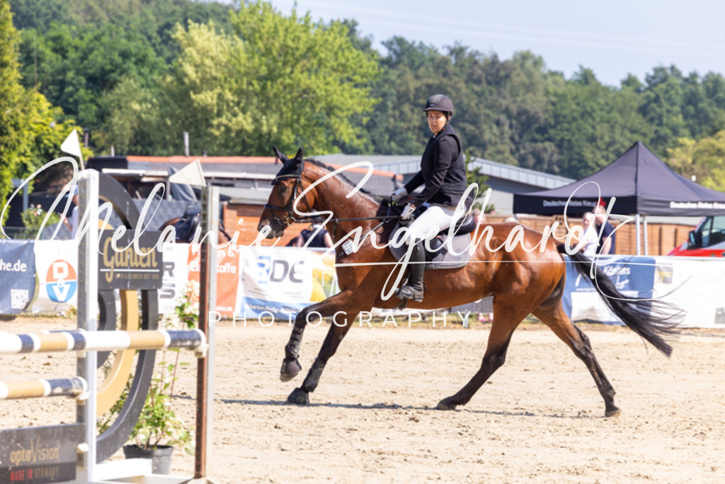 7I8A2240 | melanie-engelhardt-photography - Realisiert mit Pictrs.com
