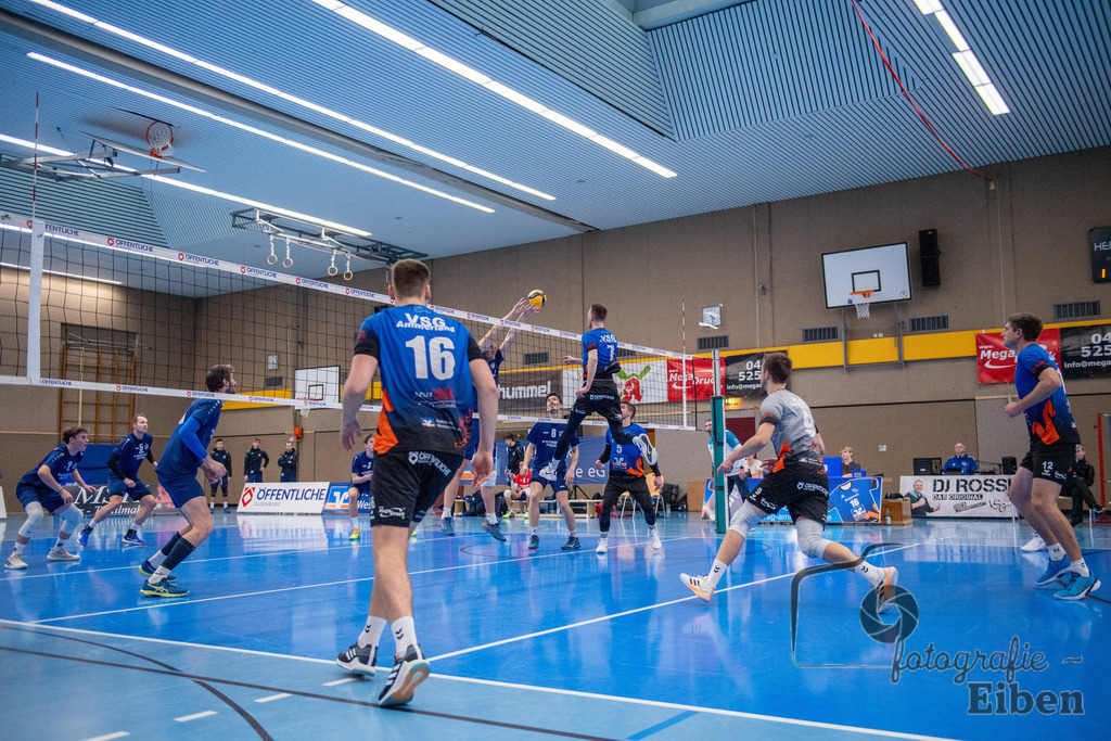 VSG Ammerland-VSG Lüneburg 2 | Volleyball Regionalliga; VSG Ammerland-VSG Lüneburg 2 am 04.02.2024; in Westerstede (Sporthalle Norderstraße), Photo: Philip Eiben 2024 - Realisiert mit Pictrs.com