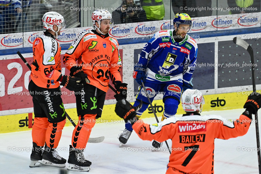 EC IDM WÄRMEPUMPEN VSV vs. MOSER MEDICAL GRAZ99ERS | #22 Kevin Conley Graz 99ers, #42 Alex Wall EC VSV, #64 Josh Currie Graz 99ers, EC IDM WÄRMEPUMPEN VSV vs. MOSER MEDICAL GRAZ99ERS, EC IDM WÄRMEPUMPEN VSV vs. MOSER MEDICAL GRAZ99ERS am 17.03.2026 in Villach (Stadthalle Villach), Austria, (Photo by Bernd Stefan)