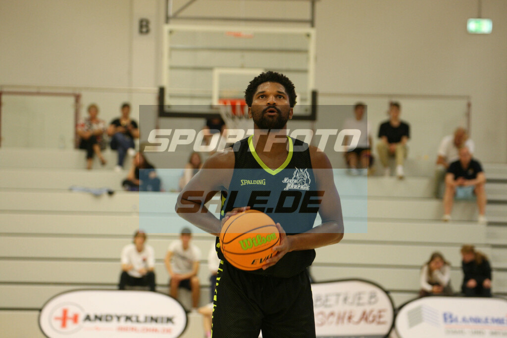 Iserlohn Kangaroos - Phoenix Hagen | Kyle Castlin - Realisiert mit Pictrs.com