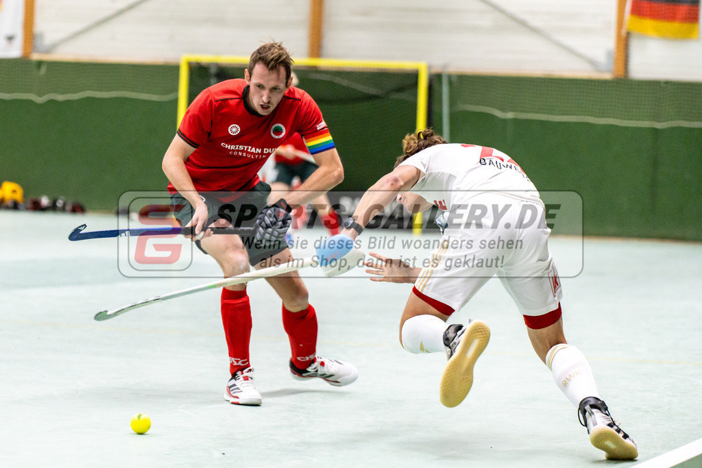 SFE_20250112_0055 | Köln, Deutschland, 12.01.2025:  ßHockey 1. Bundesliga Damen Rot-Weiss Köln - Crefelder HTC im KTHC Stadion Rot-Weiss Köln Tennis and Hockey Club am 12.01.2025 in Köln, Deutschland. (Foto von Stephan Fehrmann)Köln, Germany, 12.01.2025: ßHockey 1. Bundesliga Damen Rot-Weiss Köln - Crefelder HTC in KTHC Stadion Rot-Weiss Köln Tennis and Hockey Club at 12.01.2025 in Köln, Deutschland. (Foto from Stephan Fehrmann)