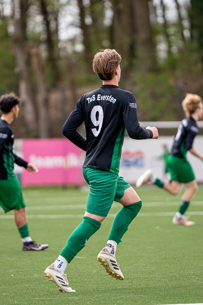 VFL Wittekind-Wildeshausen - TuS Eversten I 03186 | jns.sportfotos - Realisiert mit Pictrs.com