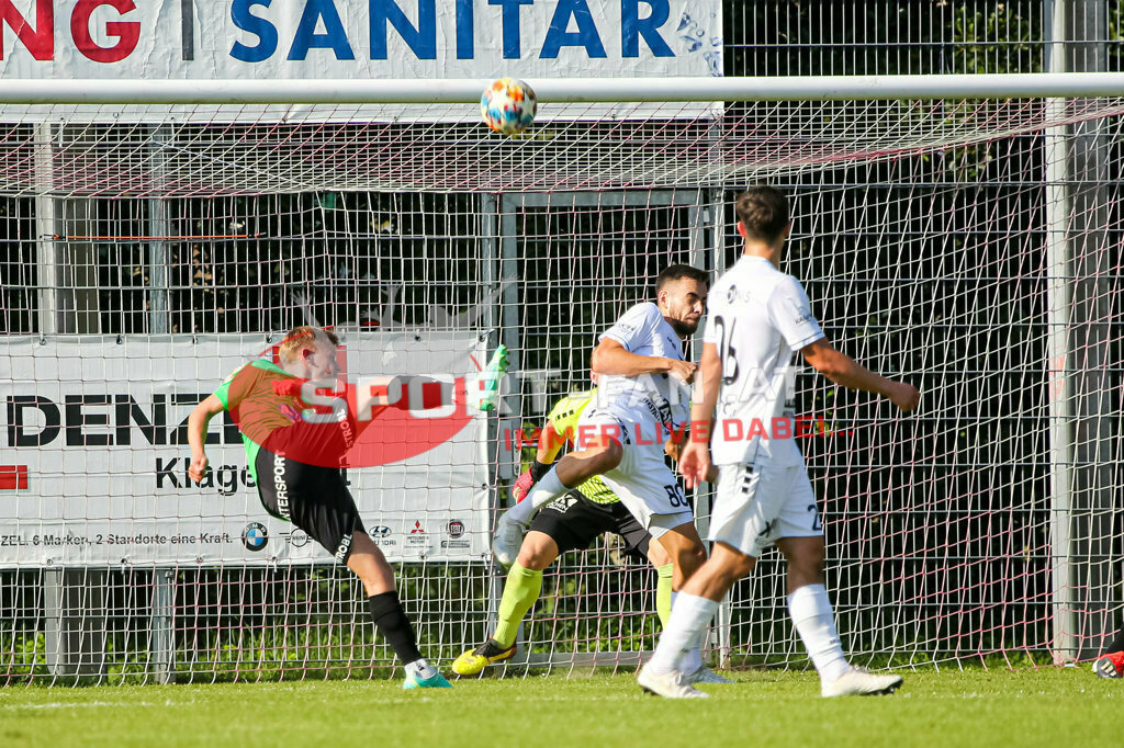 ASK Klagenfurt - SC Weiz 2:3, Kärntner Liga 3. Runde | Melvin Osmic (ASK Klagenfurt #80) Val Cernos (ASK Klagenfurt #26) Bernhard Nössler (ASK Klagenfurt #21) ASK Klagenfurt - SC Weiz 2:3 am 13.08.2023 in Klagenfurt
(ASK Sportzentrum Fischl), Austria, (Photo by Ernst Krawagner sport-fan.at) - Realisiert mit Pictrs.com