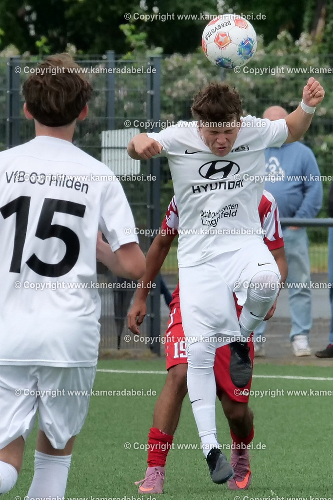 Fußball : C-Junioren : Aufstieg Regionalliga West : SUS 09 Dinslaken - Vfb 03 Hilden am 04.06.2026 in Dinslaken | Fußball : C-Junioren : Aufstieg Regionalliga West : SUS 09 Dinslaken (rotr Trikots)- Vfb 03 Hilden (weiße Trikots) am 04.06.2026 in Dinslaken - Realisiert mit Pictrs.com