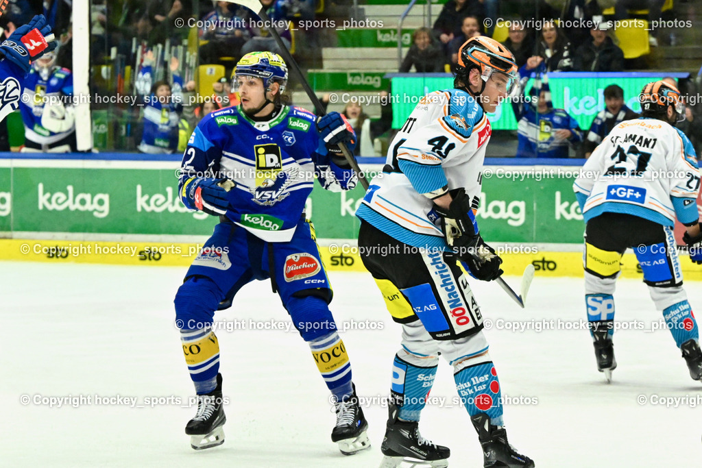 EC IDM Wärmepumpen VSV vs. STEINBACH BLACK WINGS LINZ  | #22 SCHERBAK Nikita EC VSV, #49 Knott Graham BLACK WINGS LINZ, EC IDM Wärmepumpen VSV vs. STEINBACH BLACK WINGS LINZ , EC IDM Wärmepumpen VSV vs. STEINBACH BLACK WINGS LINZ  am 28.01.2025 in Villach (Stadthalle Villach), Austria, (Photo by Bernd Stefan)