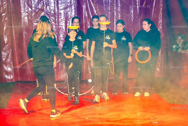 Zirkusvorstellung der MS Feldkirchen Digital | Bildershop von pixelworld.at - Realisiert mit Pictrs.com