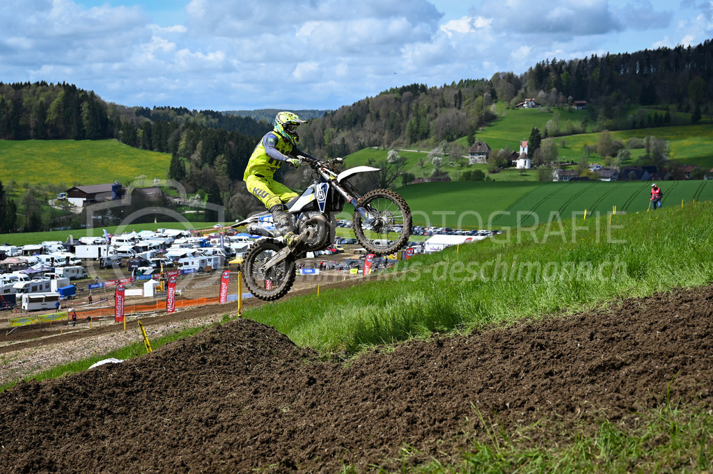 Motocross Schlatt bei Winterthur - 29. April 2023 | #119 Frei Daniel aus Sonnental (CH) auf Husqvarna in der Kategorie Hobby Open am Motocross Schlatt bei Winterthur, 29. April 2023.
Instagram: @mx_schlatt | @mc_wila | @sam_schweiz
Bild: Sportfotografie Markus Aeschimann | www.markus-aeschimann.ch - Realisiert mit Pictrs.com