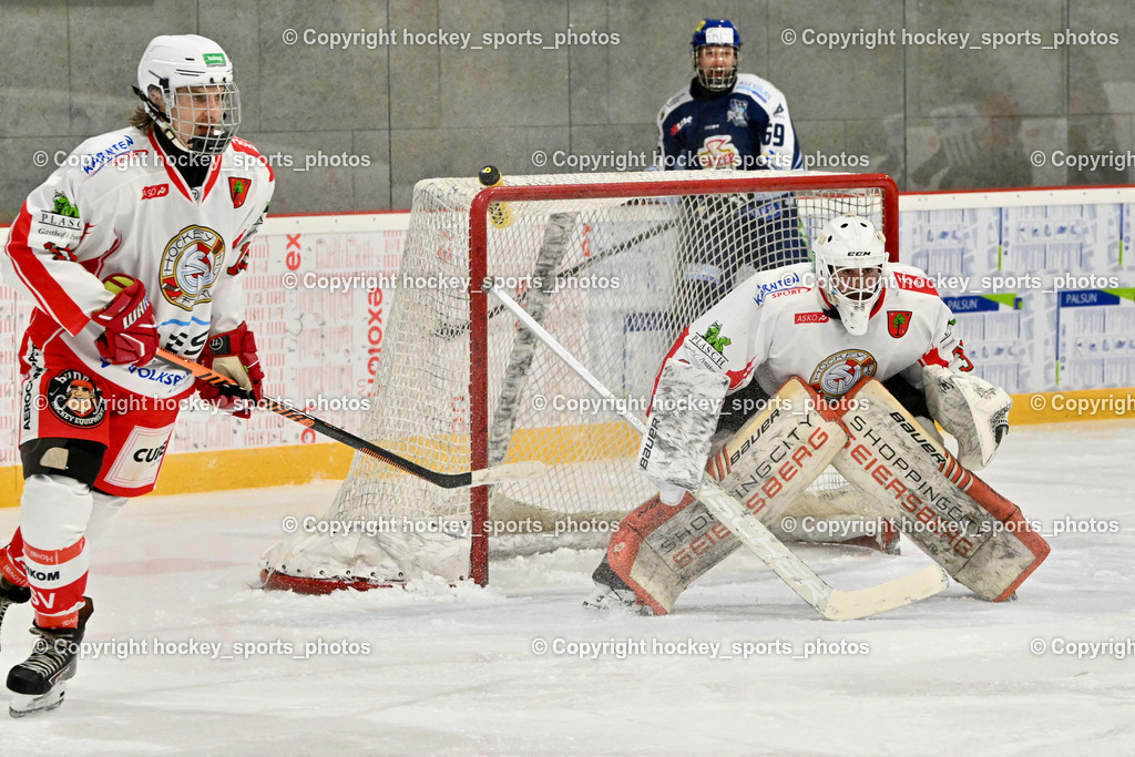ESV FERLACH vs. ESC SOCCERZONE STEINDORF | #16 MÖRTL NIKOLA ESV Ferlach, #35 Arneitz Christian ESV Ferlach, ESV FERLACH vs. ESC SOCCERZONE STEINDORF, ESV FERLACH vs. ESC SOCCERZONE STEINDORF am 22.11.2024 in Ferlach (Eishalle Ferlach ), Austria, (Photo by Bernd Stefan)