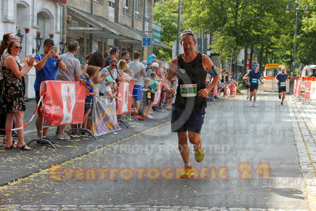 220625_1658_EX1_5617 | Sportfotografie im Rhein-Sieg Kreis, Köln, Bonn, NRW, Rheinland Pfalz, Hessen, etc. Unser Tätigkeitsfeld umfasst den Laufsport vom Volkslauf über den Marathon, Duathlon, Triathon bis zum Ultralauf wie Kölnpfad Ultra oder Schindertrail.