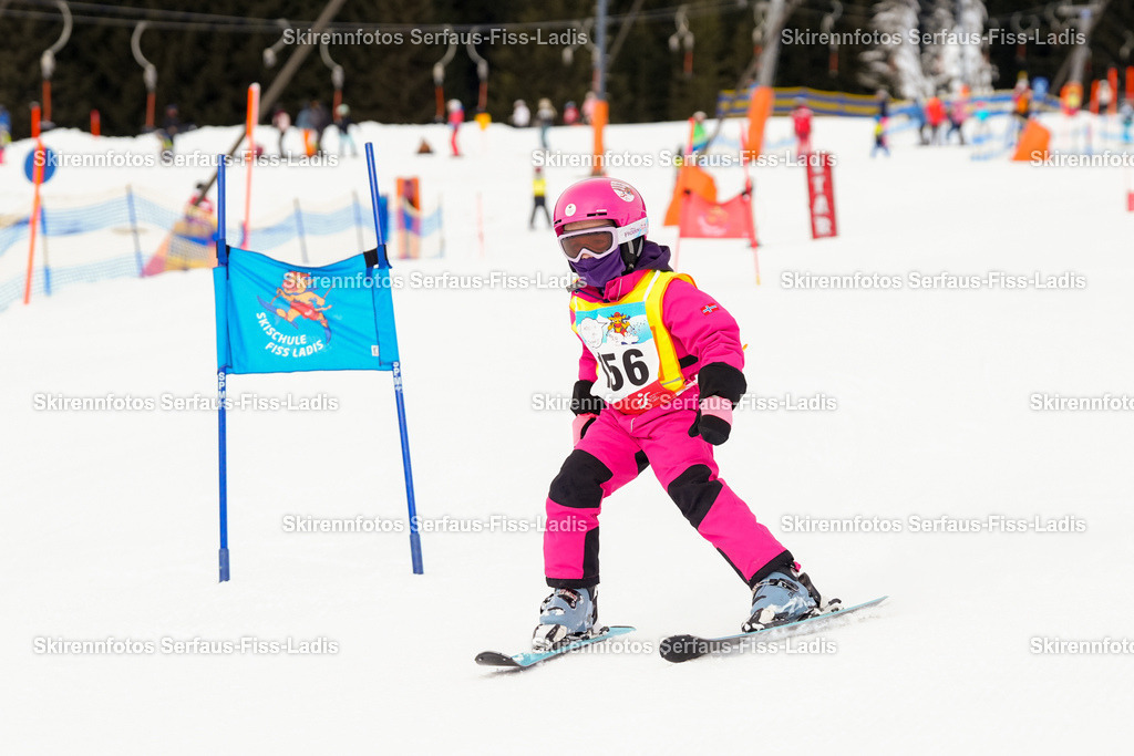 SRF_02.01.2026_0151 | Skirennfotos,Serfaus,Fiss,Ladis,Kinderskirennen,Winter,Tirol,Oberland,skirace,SFL,feelfree,weil wir's genießen,ski,Ski,skifahren,Sonnenplateau, - Realisiert mit Pictrs.com
