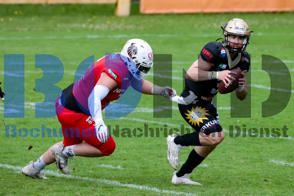GFL: Paderborn Dolphins vs. New Yorker Lions{date} -  | {headline}(Foto: Sebastian Sendlak / BOND) - Realisiert mit Pictrs.com
