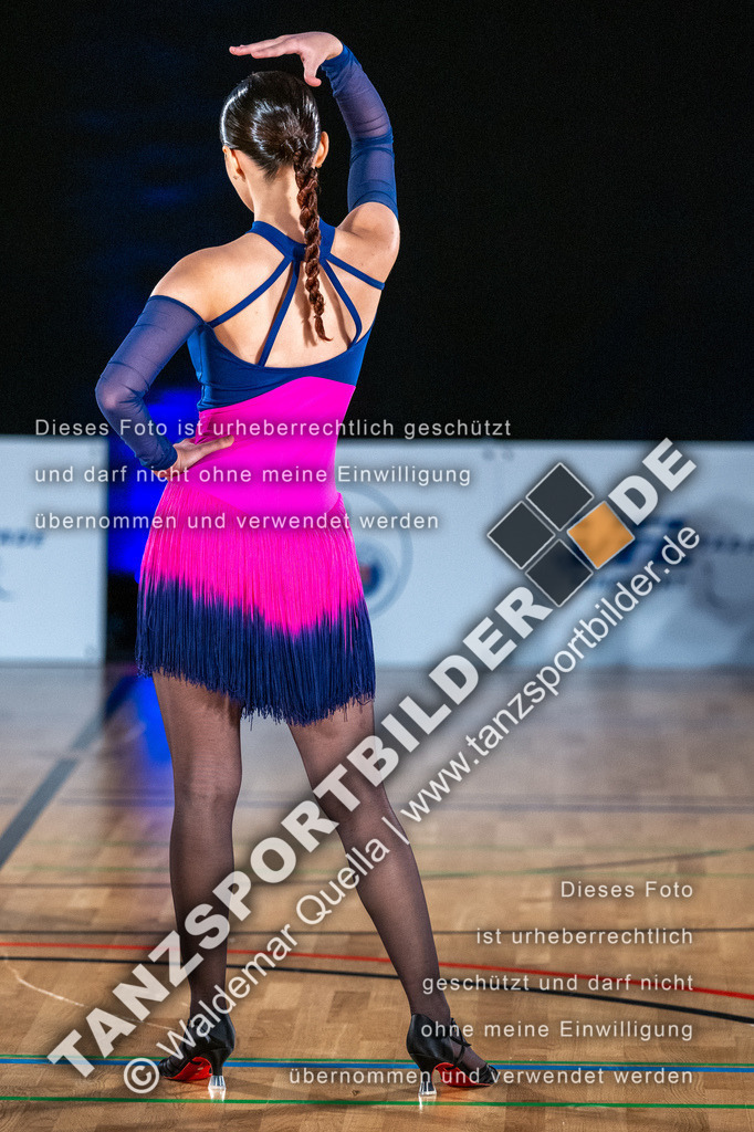 20250503-00474 | Hier finden Sie Tanz Bilder vom Latein und Standard Formationen tanzen. Sportbilder vom Tanzsport. Schöne Fotos und von Weltmeisterschaft, Europameisterschaft, Bundesliga, Regionalliga, Oberliga und Landesliga sowie von GOC Stuttgart, DanceComp, WM Bremen
