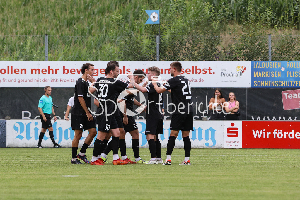 FC Pipinsried - FC Deisenhofen | Jubel nach 2-1 durch Fabian BENKO (FCP #20)