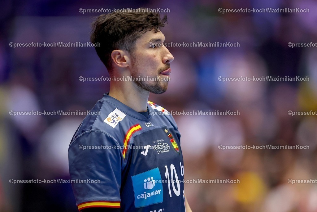 EHF17012601127 | 17.01.2026, Handball, Men's EHF EURO 2026, Österreich - Spanien, Jyske Bank Boxen in Herning, Dänemark, Preliminary Round:  Alex Dujshebaev Dovichebaeva (Espania #10) 