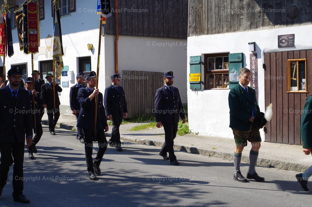 IMGP3684 | fotografiert von Axel PollmannLeonhardi Wallfahrt Benediktbeuern und Murnau, Fronleichnam, Fasching, Landschaft im Loisachtal und Benediktbeuern  - Realisiert mit Pictrs.com