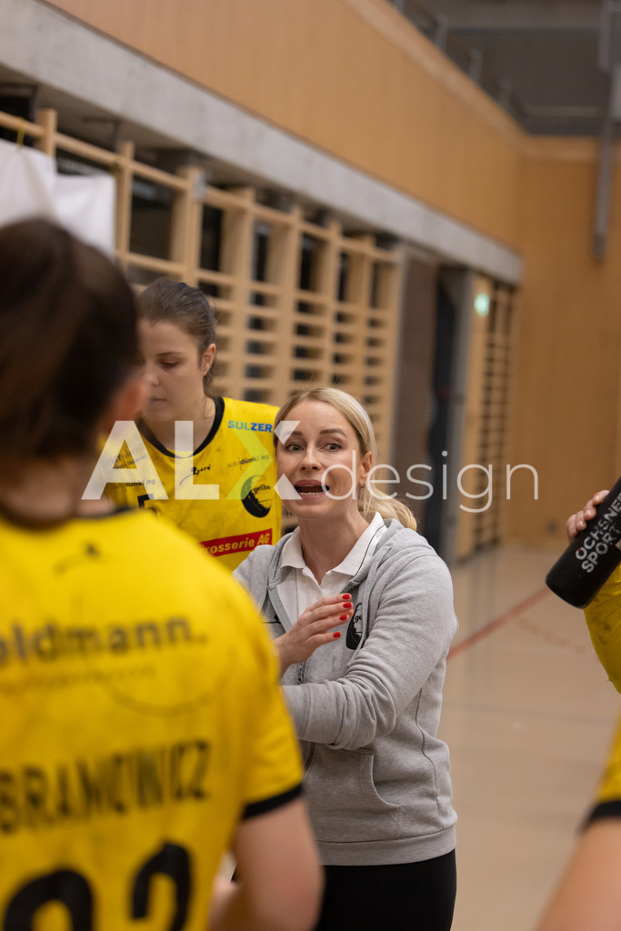 Handball I Frauen I Saison 2025-2026 I Handball Swiss Premium League 1 | Women I Round 5 I  Yellow Winterthur - GC Amicitia Zürich I 15.03.2026 | Gréta Grandjean (CH) (Yellow Winterthur) – Cheftrainerin - Realisiert mit Pictrs.com