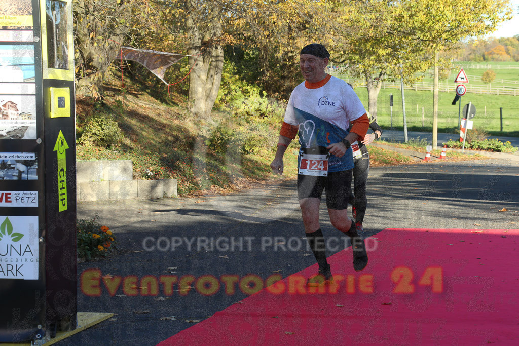 221113_1359_EX1_9962 | Sportfotografie im Rhein-Sieg Kreis, Köln, Bonn, NRW, Rheinland Pfalz, Hessen, etc. Unser Tätigkeitsfeld umfasst den Laufsport vom Volkslauf über den Marathon, Duathlon, Triathon bis zum Ultralauf wie Kölnpfad Ultra oder Schindertrail.