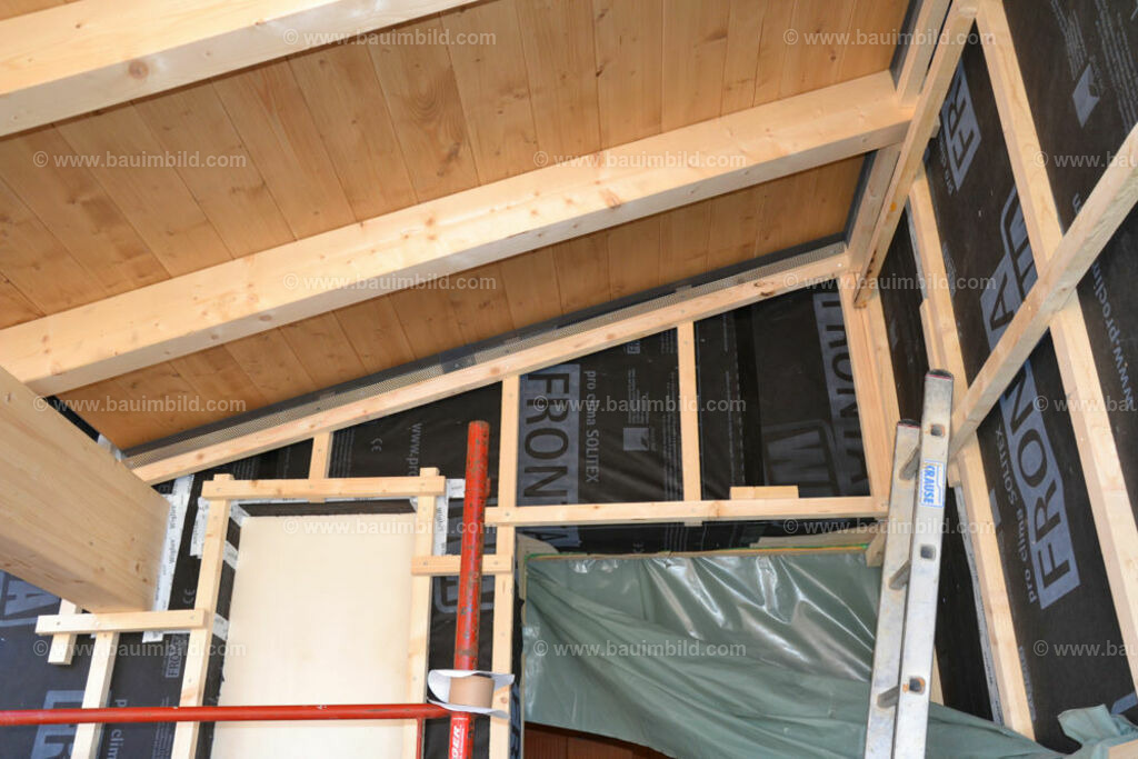 bib-lg13-holzbau-ausbau-0091 | Nach LV-Leistungsgruppen sortierte Detailfotos über den Bau eines Hauses. Alle Hausbau-Bilder direkt vom Urheber und Autor der Website Haus-Selber-Bauen.com