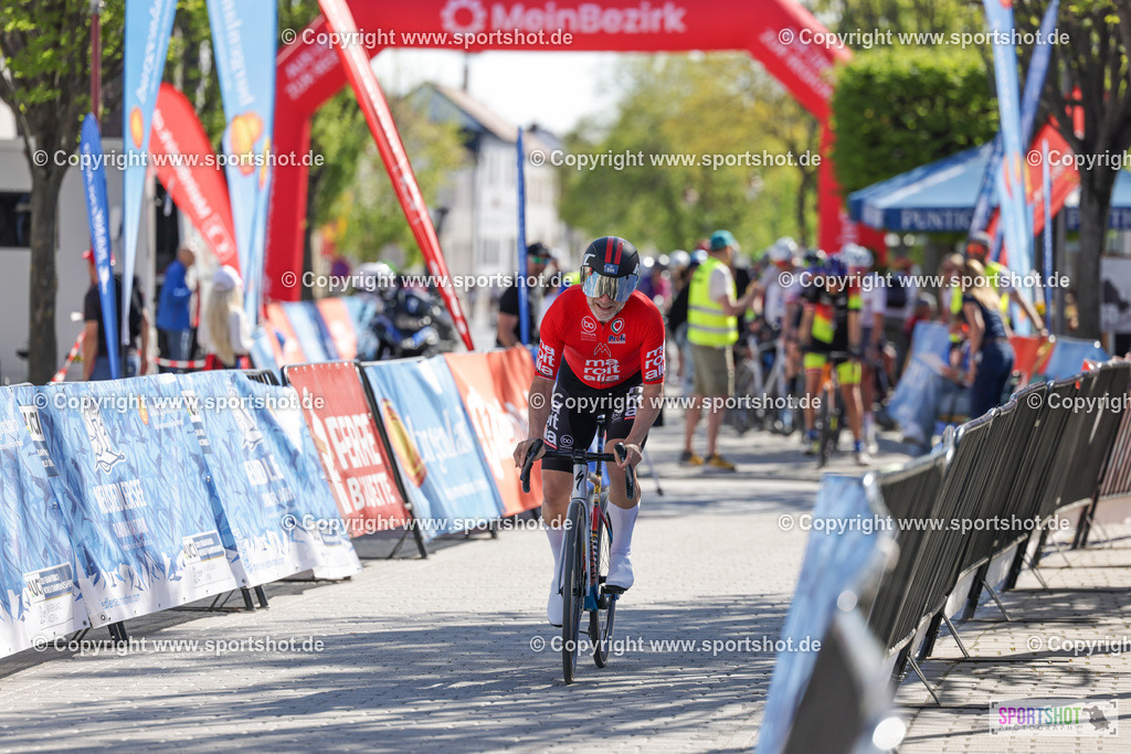 VJ__5530 | Neusiedlersee Radmarathon 2026@sportshot_your_pictrs #yourpictures#roadtowm2029 #nrm #neusiedlerseeradmarathon #neusiedlersee #neusiedlerseetourismus #burgenland #mörbisch #nrm26 #burgenlandtourismus #voglundco #poweredbyburgenlandtourismus #radsport #rad #marathon #ucigranfondo #visitburgenland #ucigranfondoworldseries