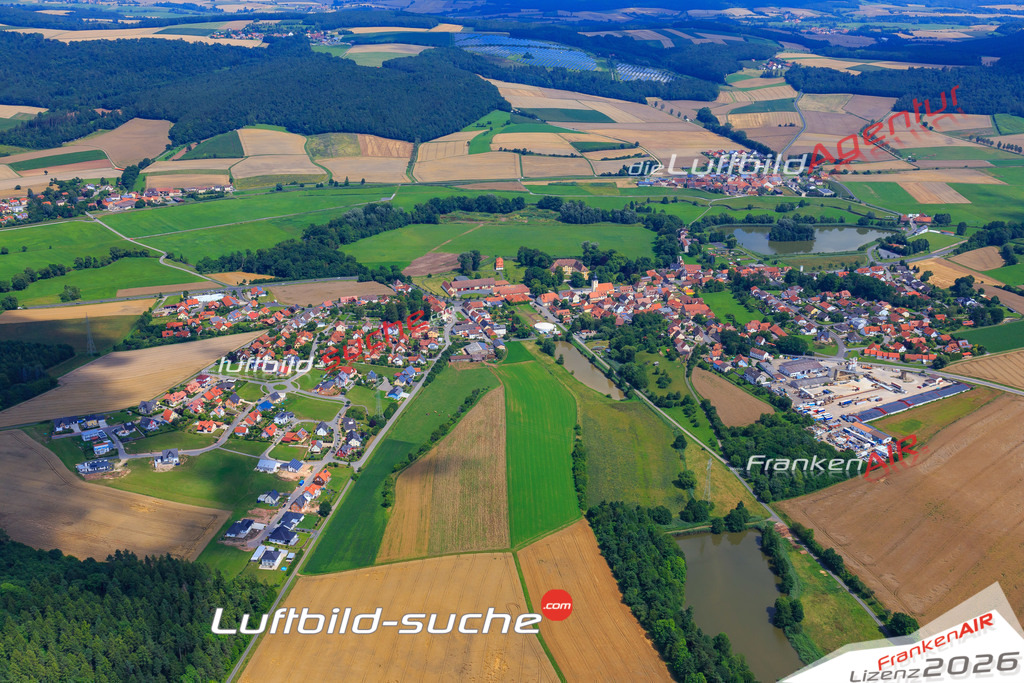 Luftbild von  Rentweinsdorf - Luftaufnahme wurde 2017 von https://frankenair.de mittels Flugzeug (keine Drohne) erstellt - die Geschenkidee