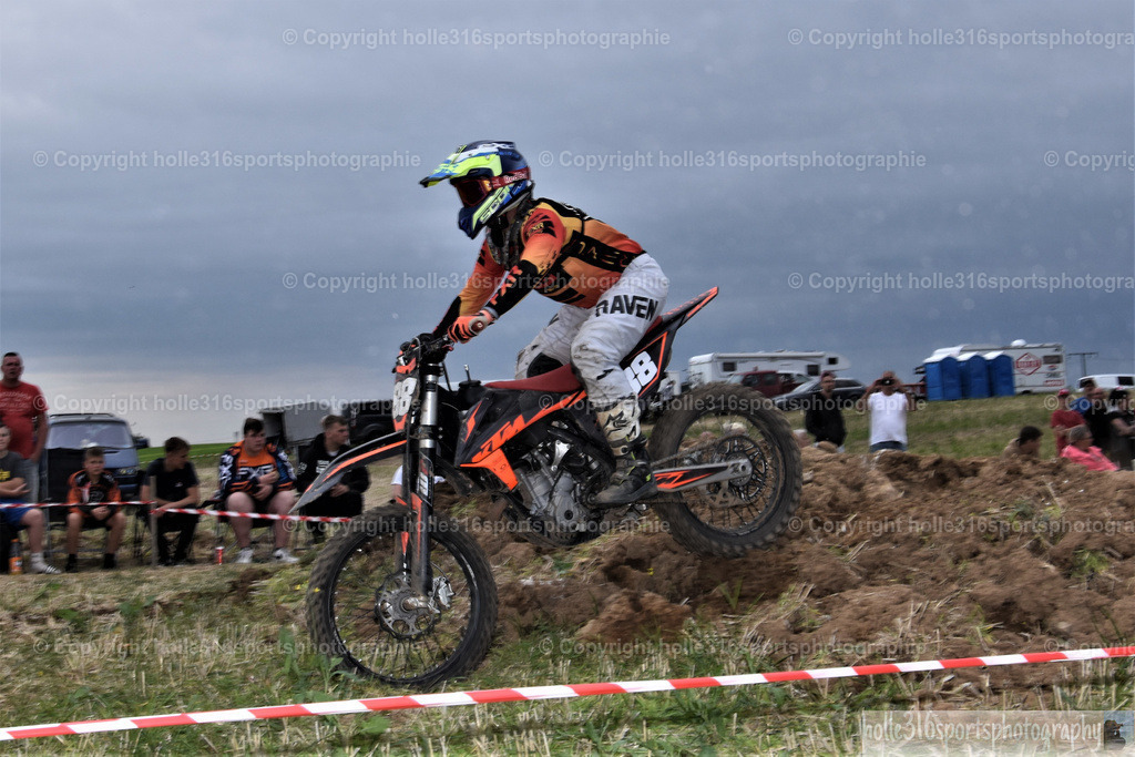 DSC_0188_01 (2) | Sportfotografie , Motorsport, Motoross, Reitsport, Mointainbike, Enduro,
Landschaft , Outdoor, Eventfotografie, Landschaft, Bilder online bestellen - Realisiert mit Pictrs.com