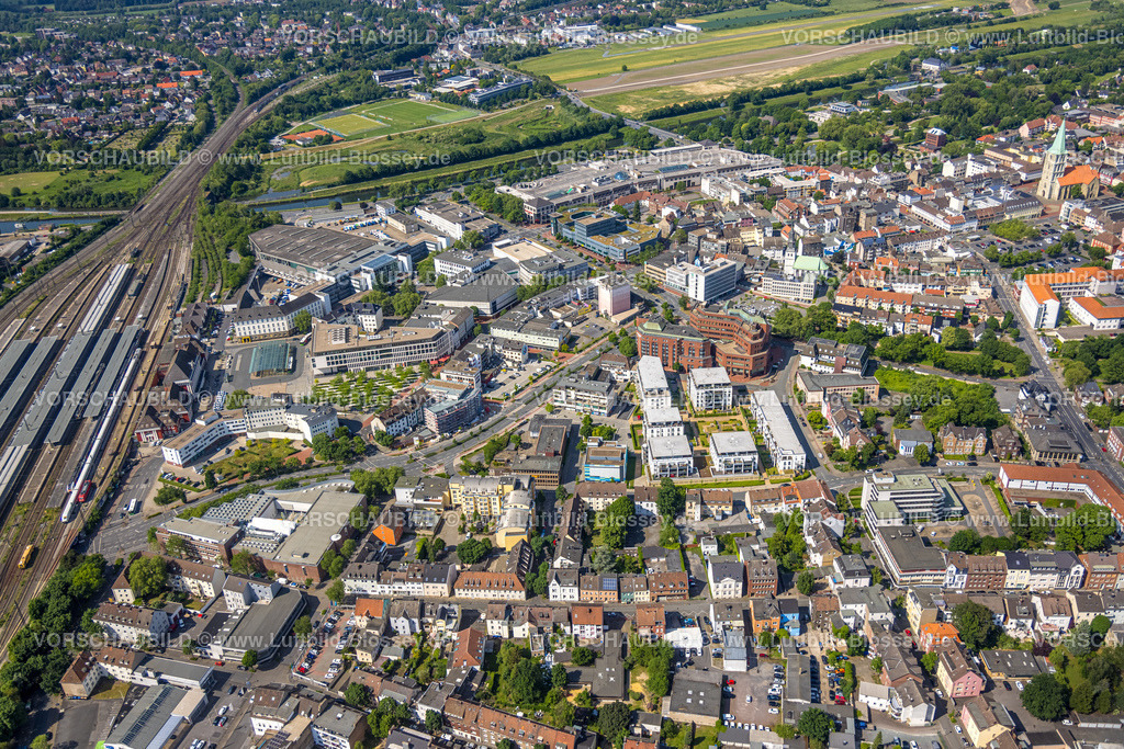 Hamm220504709 | Luftbild, Block Friedrichstraße, City mit Platz der Deutschen Einheit, evang. Pauluskirche, Allee-Center und Südring-Center, SRH Hochschule in Nordrhein-Westfalen, Gustav-Lübcke-Museum, Villa Viertel, Mitte, Hamm, Ruhrgebiet, Nordrhein-Westfalen, Deutschland