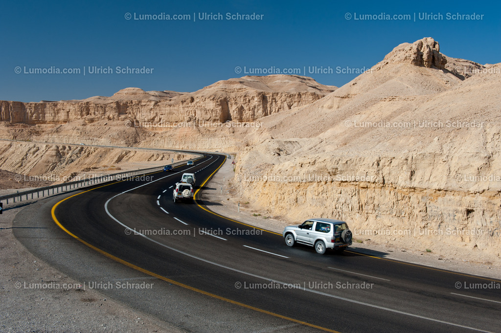 10972-10239 - Wüstenstrasse _ Israel | max. Bildgröße A3 | 300dpi - Realisiert mit Pictrs.com