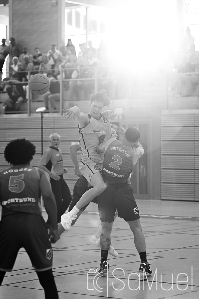 20260425-SML_1734 | Sa-Muel - Realisiert mit Pictrs.com