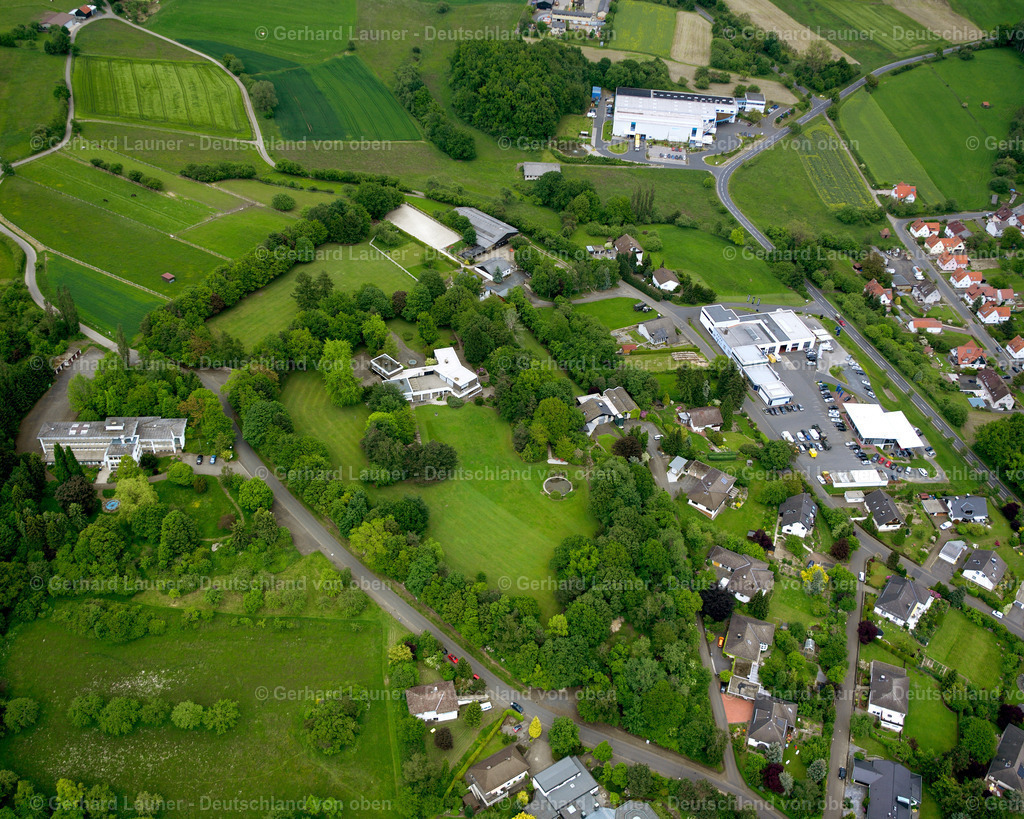 2614267 | HOMBERG (OHM) 09.06.2006 Industrie- und Gewerbegebiet  in Homberg (Ohm) im Bundesland Hessen, Deutschland // Industrial and commercial area  in Homberg (Ohm) in the state Hesse, Germany Foto: Gerhard Launer